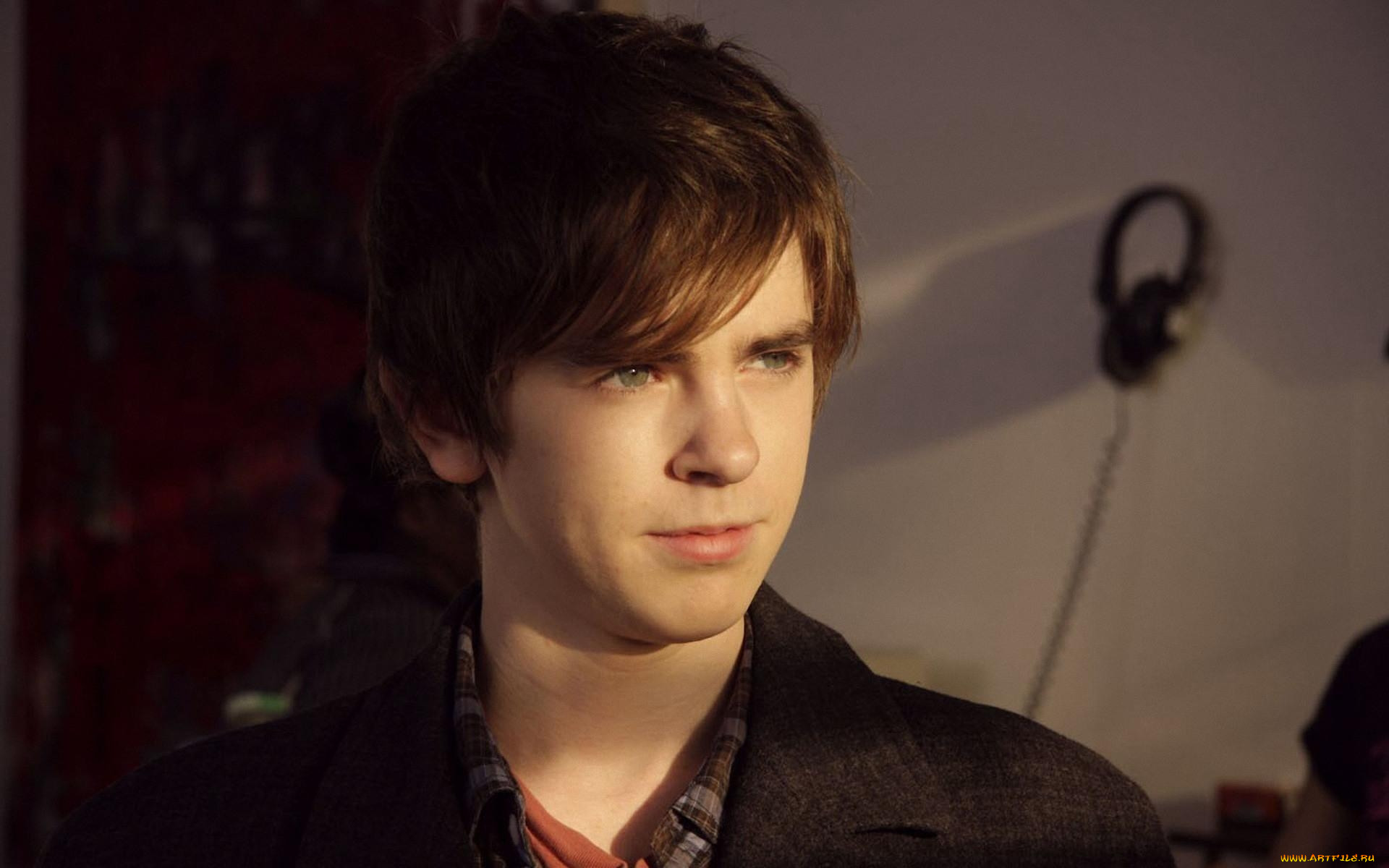 , -unsort, freddie, highmore, e, ooo, , , 